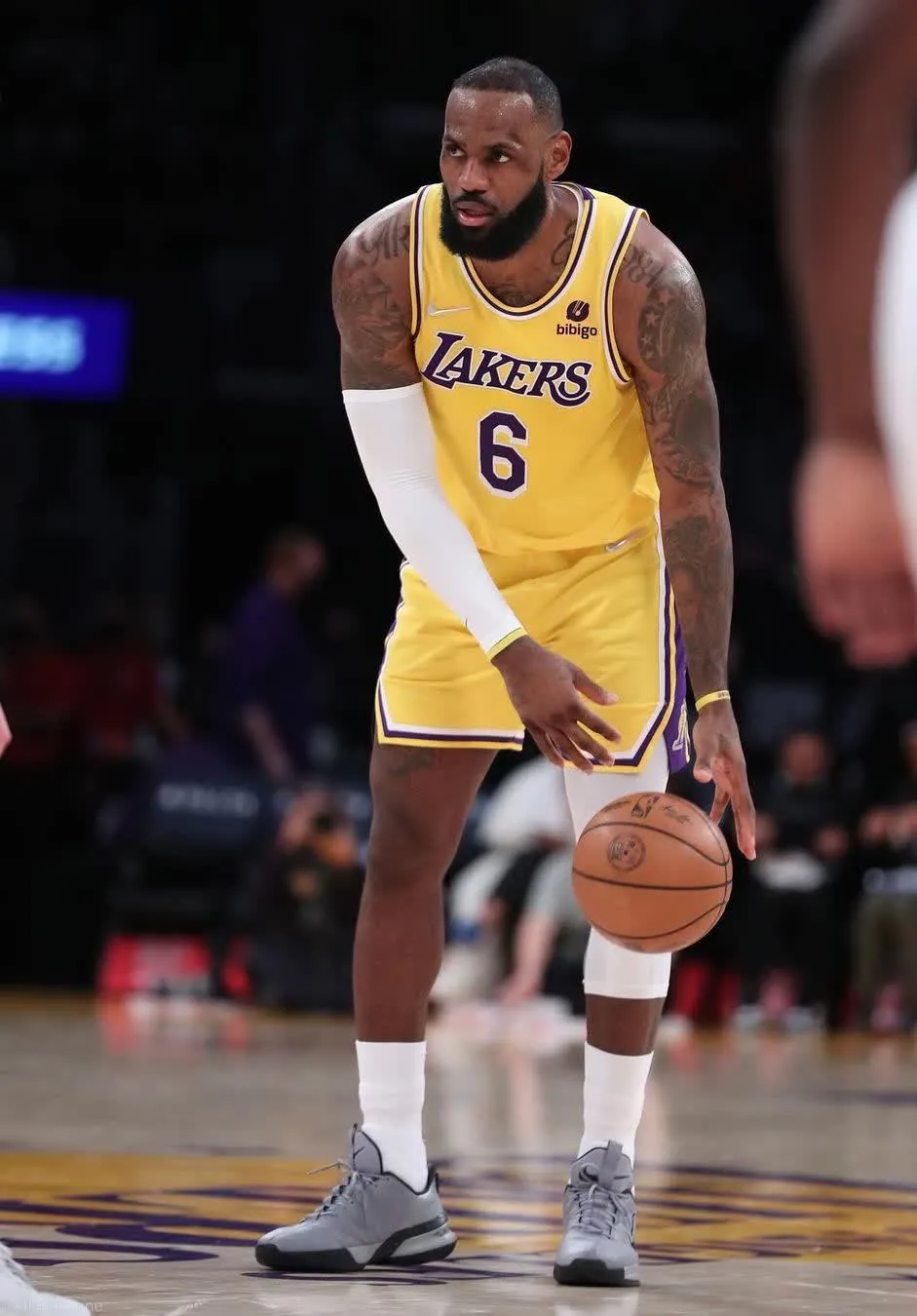 wps文档末段后空白多下一段不接上 wps文档末段后空白多下一段不接上